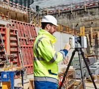 leica geosystem scanner for reality capture construction site planning